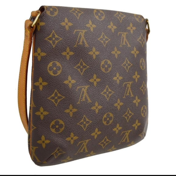 AUTHENTIC Louis Vuitton Mussette Salsa - Picture 3 of 9